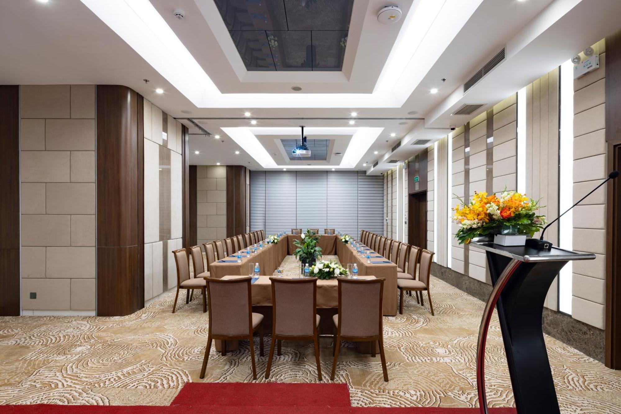 Hotel Annova 5*